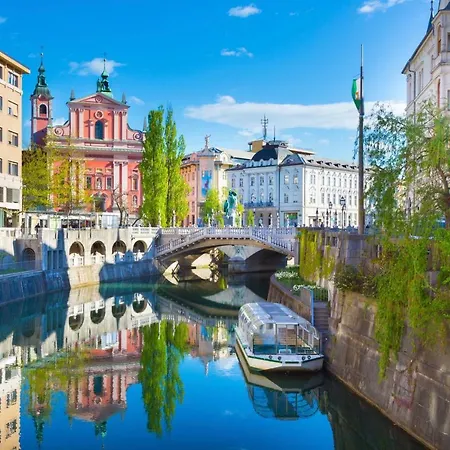 Apartment Optim Ljubljana