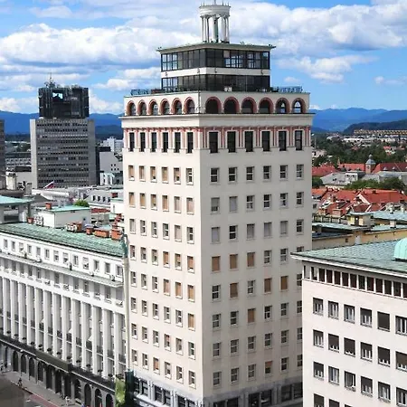 Optim Apartment *